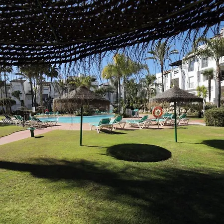 Apartment Exceptional Beachfront Complex With Pool In Costalita,