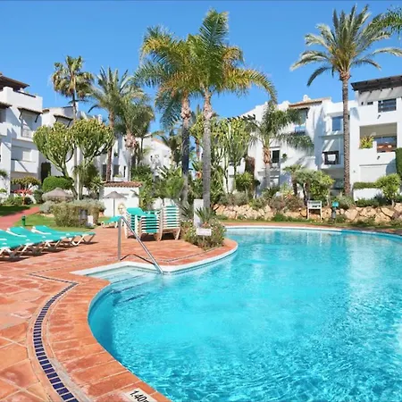 Exceptional Beachfront Complex With Pool In Costalita, Estepona